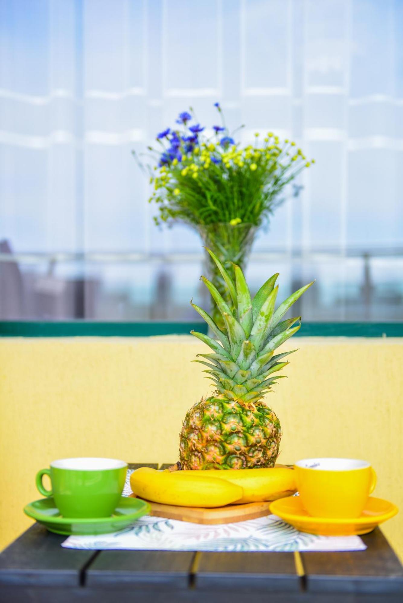 Charming Sunny Apartment+Swimming Pool Saints Constantine and Helena Exteriör bild