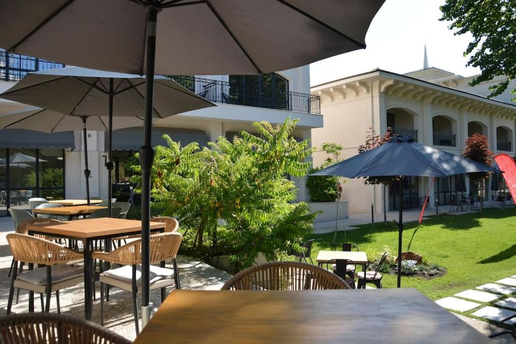 Charming Sunny Apartment+Swimming Pool Saints Constantine and Helena Exteriör bild